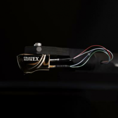 Картридж в комплекте с оптическим фонокорректором DS Audio Grand Master Extreme Cartridge+Grand Master Equalizer