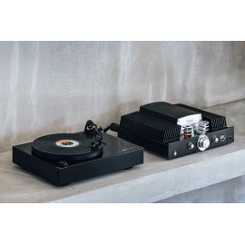 Виниловый проигрыватель Magnat MTT 990, black