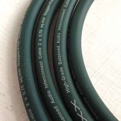 Межблочный кабель RCA DAXX R86-05/9 0.5m