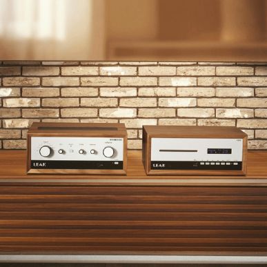 Стереоусилители Leak Stereo 230 WALNUT