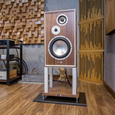 Полочная акустика Leak Sandwich 250 WALNUT