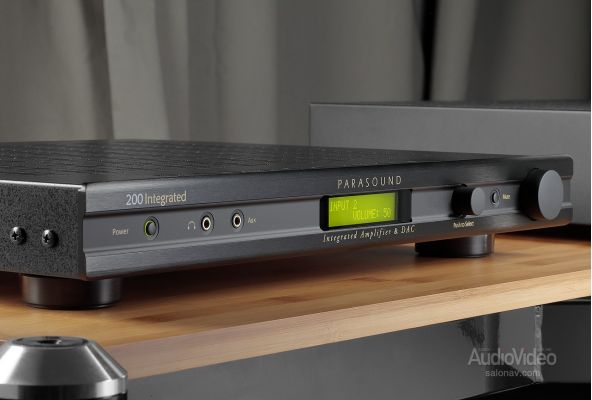 Интегральный усилитель Parasound New Classic 200 Integrated